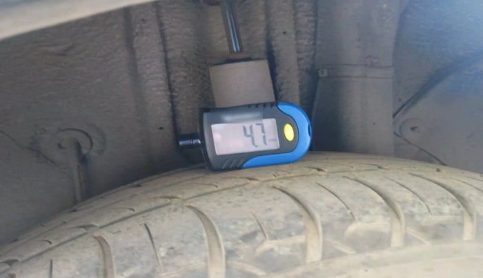 2015 Hyundai i20 Active 1.4 S, Diesel, Manual, 1,49,006 km, tyre