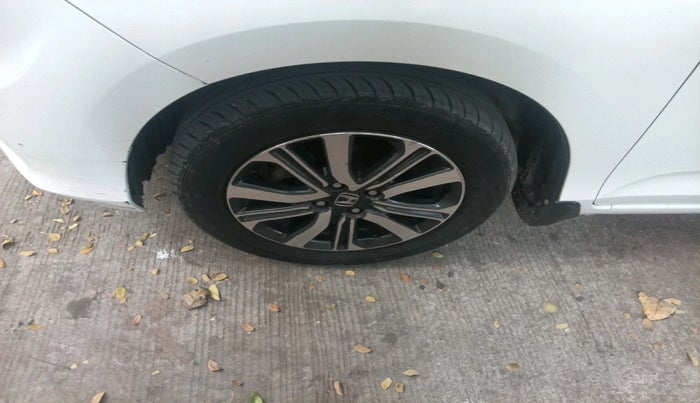 2022 Honda Amaze 1.5L I-DTEC VX, Diesel, Manual, 69,384 km, tyre