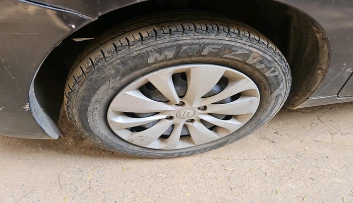 2017 Maruti Baleno DELTA PETROL 1.2, Petrol, Manual, 53,634 km, tyre