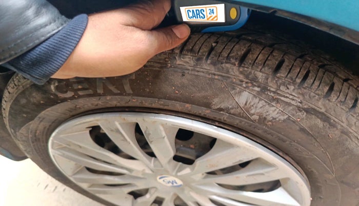 2014 Maruti Celerio ZXI, Petrol, Manual, 1,48,303 km, tyre