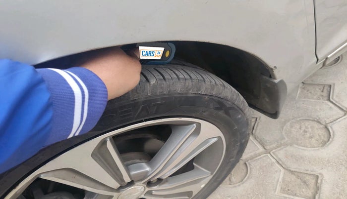 2018 Hyundai Verna 1.6 VTVT SX, Petrol, Manual, 72,285 km, tyre