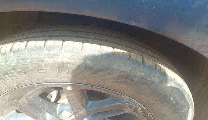 2022 Hyundai GRAND I10 NIOS SPORTZ AMT 1.2 KAPPA VTVT, Petrol, Automatic, 14,929 km, tyre