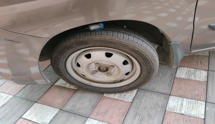 2011 Maruti Zen Estilo LXI, Petrol, Manual, 61,019 km, tyre