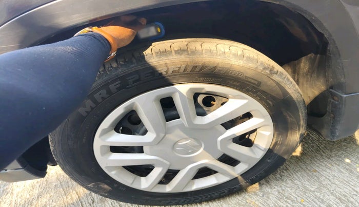 2019 Maruti Vitara Brezza VDI, Diesel, Manual, 4,50,000 km, tyre