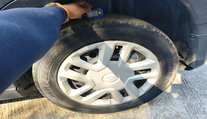 2019 Maruti Vitara Brezza VDI, Diesel, Manual, 4,50,000 km, tyre