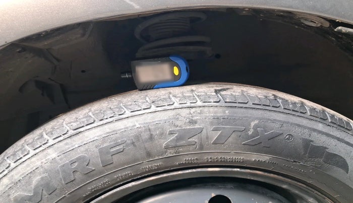 2014 Maruti Swift VXI, Petrol, Manual, 1,26,291 km, tyre