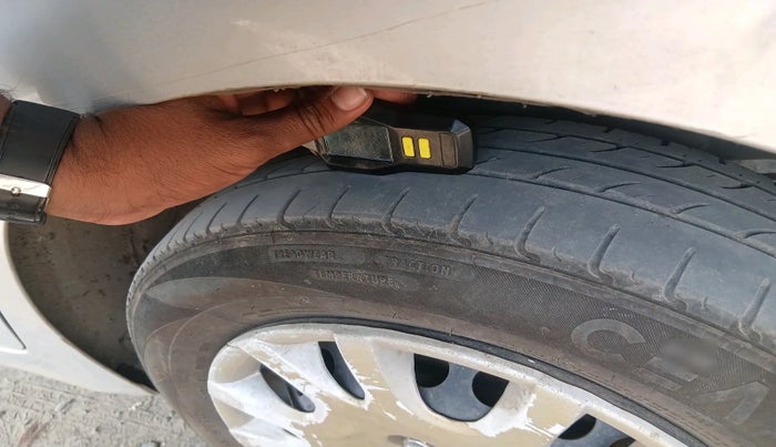 2013 Hyundai Grand i10 SPORTZ 1.2 KAPPA VTVT, Petrol, Manual, 1,14,048 km, tyre