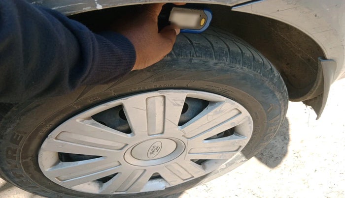 2008 Ford Fiesta EXI 1.4 PETROL, Petrol, Manual, 1,10,000 km, tyre