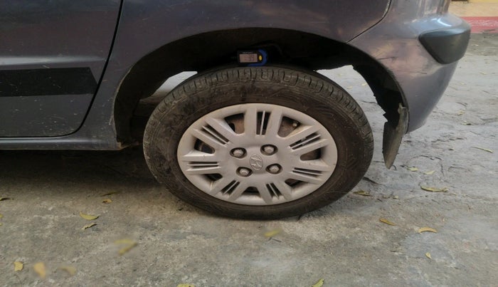 2011 Hyundai Santro Xing GLS, Petrol, Manual, 86,277 km, tyre