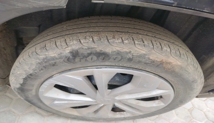 2023 Maruti FRONX DELTA CNG 1.2 MT, Petrol, Manual, 50,459 km, tyre