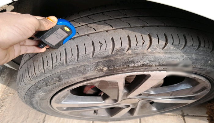 2020 Tata ALTROZ XM PETROL, Petrol, Manual, 93,067 km, tyre