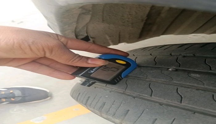 2020 Maruti Vitara Brezza ZXI, Petrol, Manual, 69,775 km, tyre