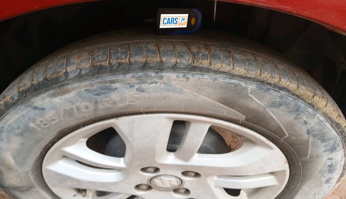 2011 Maruti Swift ZDI, Diesel, Manual, 1,35,441 km, tyre