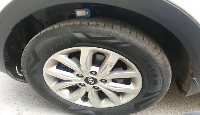 2018 Hyundai Creta SX 1.6 DIESEL, Diesel, Manual, 1,08,282 km, tyre