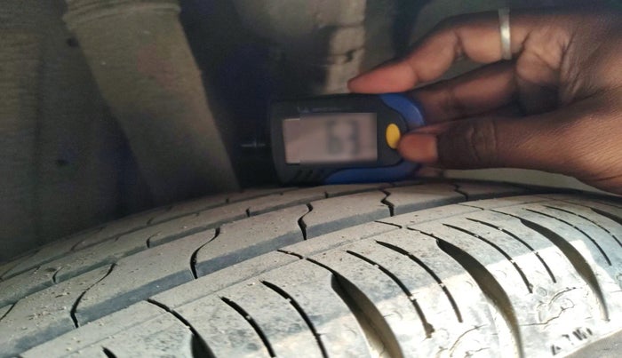 2021 KIA SONET HTX 1.0 IMT, Petrol, Manual, 9,515 km, tyre