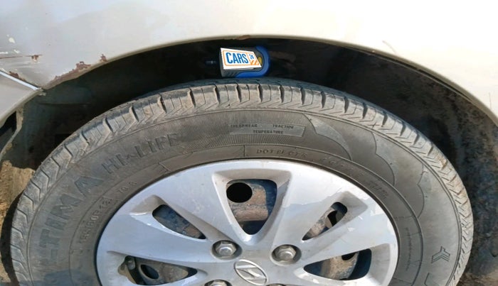 2012 Hyundai i10 MAGNA 1.1, Petrol, Manual, 1,16,620 km, tyre