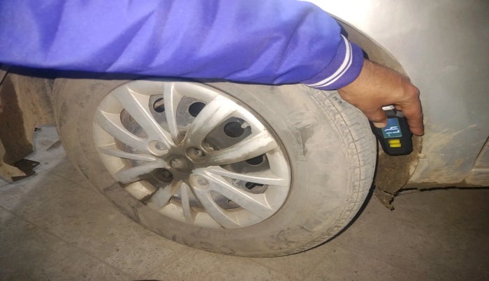 2015 Hyundai i10 MAGNA 1.1, Petrol, Manual, 85,837 km, tyre