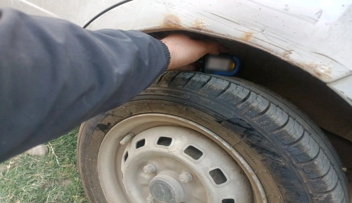 2011 Chevrolet Spark LS 1.0, Petrol, Manual, 97,153 km, tyre