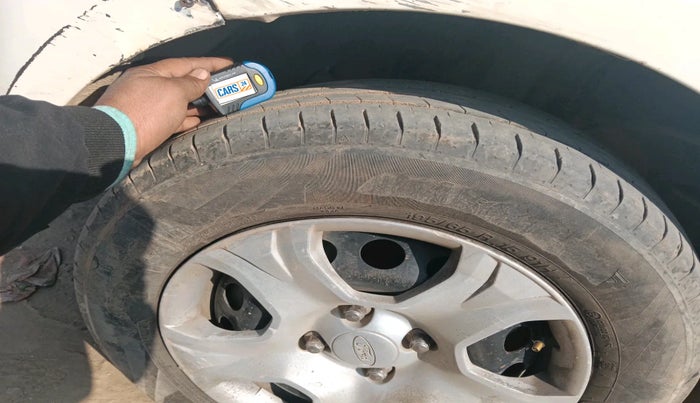 2016 Ford Ecosport TREND 1.5L DIESEL, Diesel, Manual, 1,00,001 km, tyre