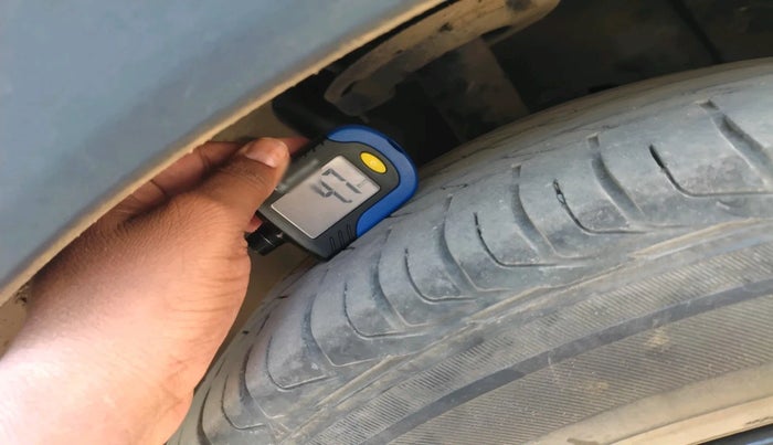 2023 Tata NEXON CREATIVE+ AMT 1.2 PETROL, Petrol, Automatic, 46,802 km, tyre