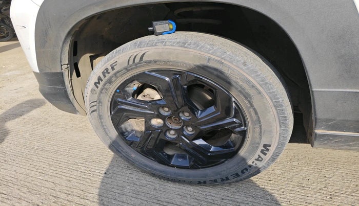 2023 Maruti BREZZA ZXI SMART HYBRID , Petrol, Manual, 34,542 km, tyre