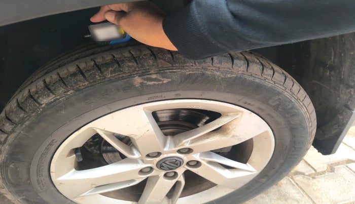 2021 MG HECTOR SUPER 1.5 PETROL, Petrol, Manual, 40,842 km, tyre