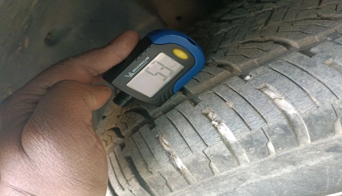 2014 Mahindra XUV500 W8, Diesel, Manual, 83,160 km, tyre