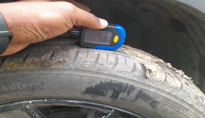 2018 Maruti IGNIS ZETA 1.2, Petrol, Manual, 1,04,482 km, tyre