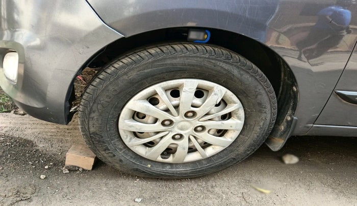 2013 Hyundai i10 ERA 1.1, Petrol, Manual, 38,565 km, tyre