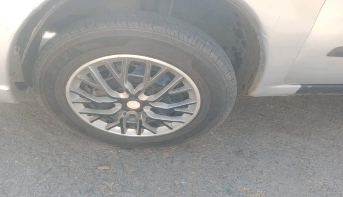 2016 Tata Indica V2 LS DIESEL, Diesel, Manual, 1,92,581 km, tyre