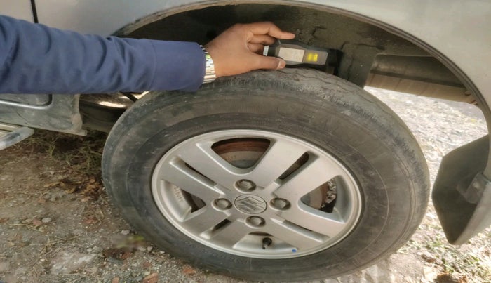 2020 Maruti Eeco 5 STR WITH A/C+HTR, Petrol, Manual, 27,681 km, tyre