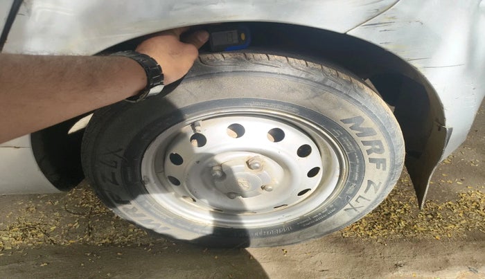 2011 Hyundai i10 ERA 1.1, Petrol, Manual, 65,594 km, tyre