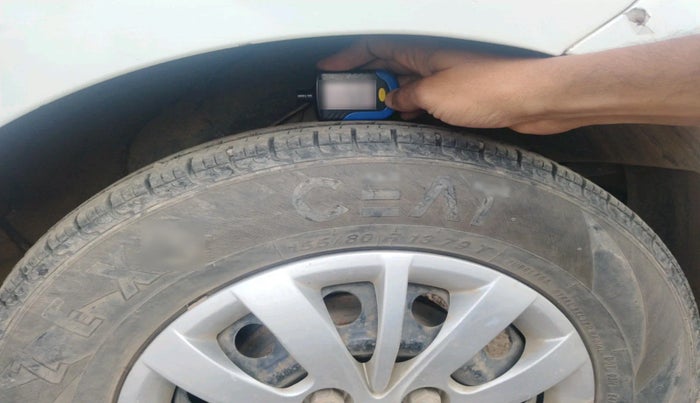 2013 Hyundai i10 ASTA 1.2 AT SUNROOF, Petrol, Automatic, 75,758 km, tyre