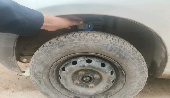 2012 Maruti Alto STD, Petrol, Manual, 37,706 km, tyre