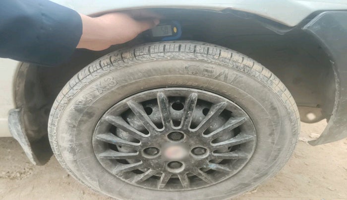 2012 Maruti Alto STD, Petrol, Manual, 37,706 km, tyre