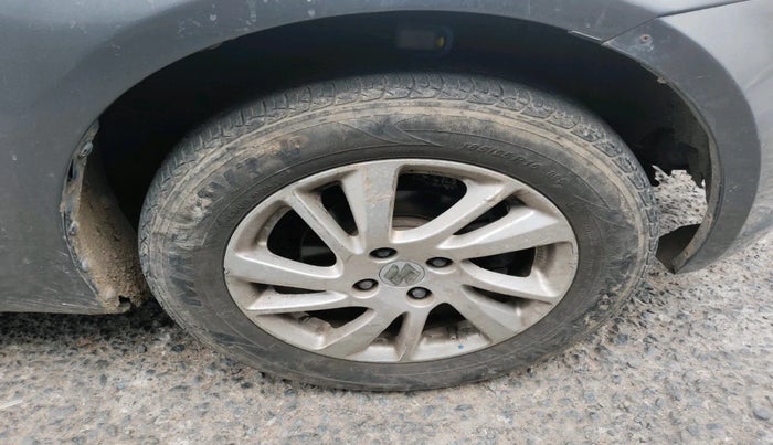 2014 Maruti Swift ZXI, Petrol, Manual, 63,028 km, tyre