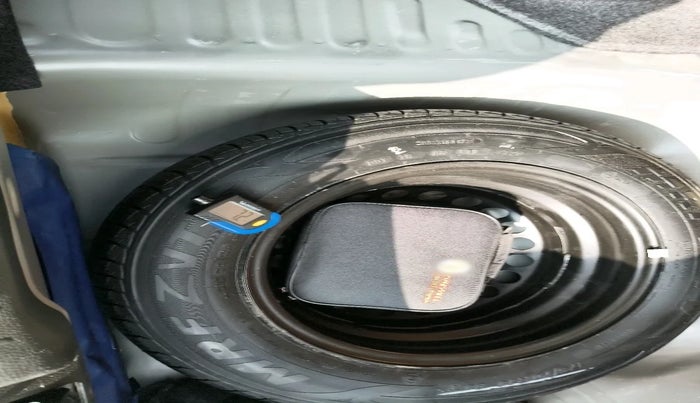 2022 Honda Amaze 1.2L I-VTEC VX CVT, Petrol, Automatic, 27,922 km, tyre