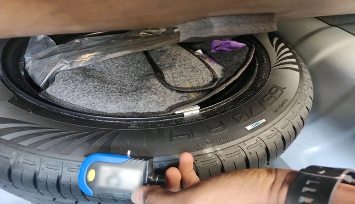 2024 Hyundai AURA S 1.2 CNG, Petrol, Manual, 9,394 km, tyre