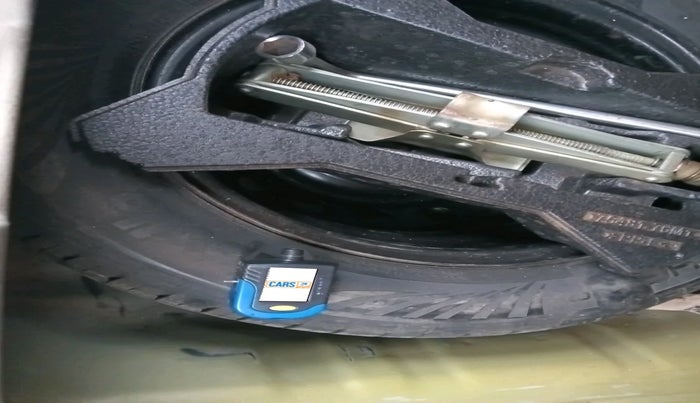 2014 Maruti Celerio VXI AMT, Petrol, Automatic, 82,440 km, tyre