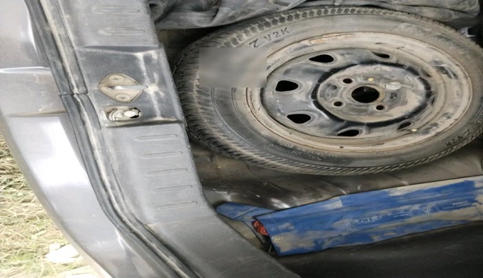 2016 Maruti Alto K10 VXI AMT, Petrol, Automatic, 62,363 km, tyre