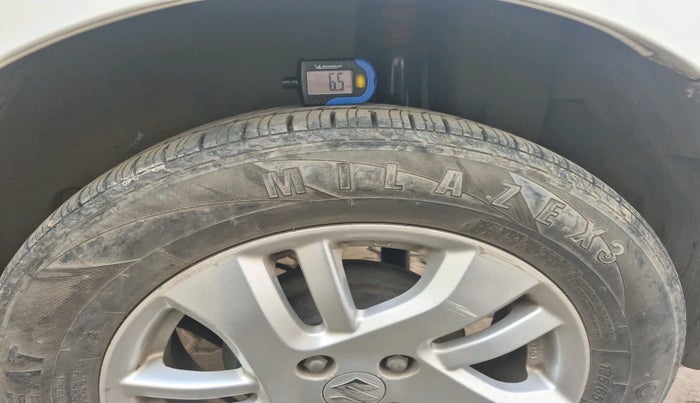 2014 Maruti Swift Dzire ZXI, Petrol, Manual, 56,906 km, tyre