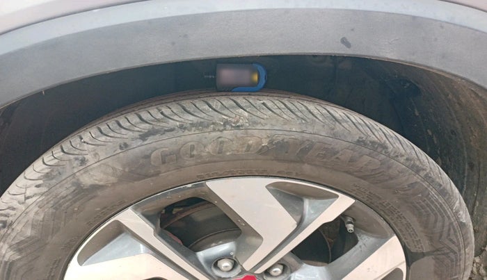 2021 KIA SONET GTX PLUS 1.5 AT, Diesel, Automatic, 1,05,613 km, tyre