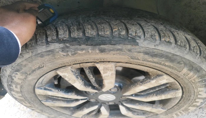 2016 Maruti Vitara Brezza VDI, Diesel, Manual, 1,21,216 km, tyre