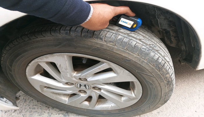 2015 Honda Jazz 1.2L I-VTEC V AT, Petrol, Automatic, 43,235 km, tyre