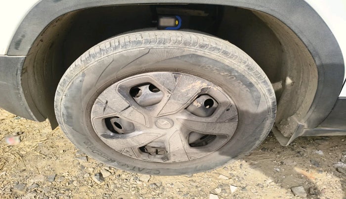 2022 Tata PUNCH ADVENTURE MT, Petrol, Manual, 31,298 km, tyre