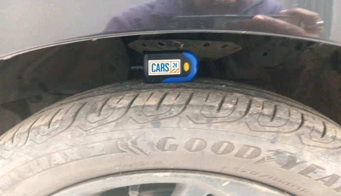 2015 Honda Jazz 1.2L I-VTEC V, Petrol, Manual, 92,328 km, tyre