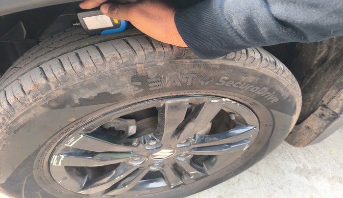 2020 Maruti Vitara Brezza ZDI, Diesel, Manual, 55,484 km, tyre