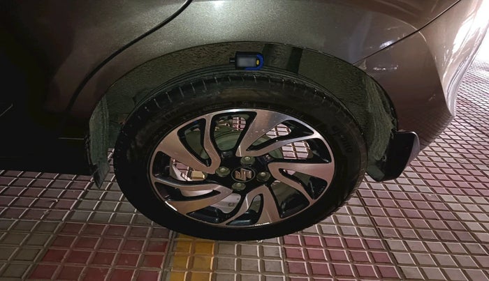 2021 Maruti Baleno ZETA PETROL 1.2, Petrol, Manual, 65,569 km, tyre