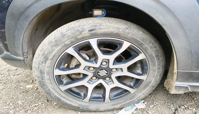 2023 Maruti XL6 ZETA CNG, Petrol, Manual, 36,996 km, tyre