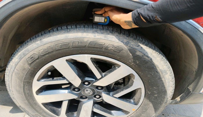 2020 Tata Harrier XZA PLUS 2.0L, Diesel, Automatic, 96,883 km, tyre